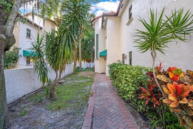 Building Photo - 4419 Hidden Harbour Terrace