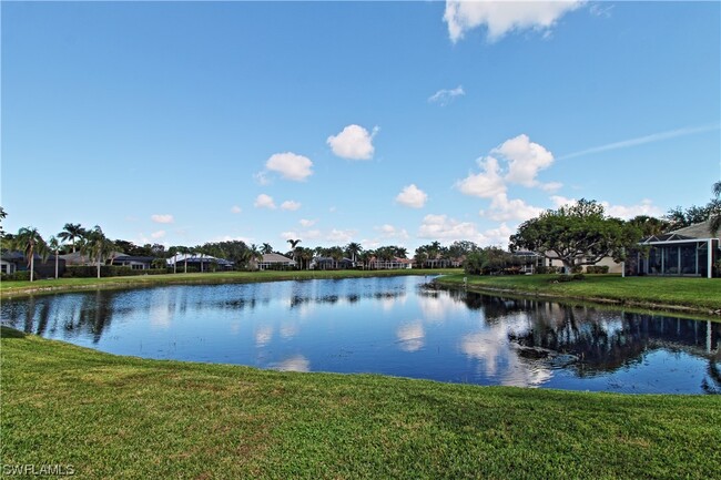 Building Photo - 1842 Winding Oaks Way