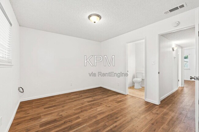 Building Photo - 1735 Kingwood Ave