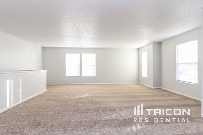 Building Photo - 453 Bridgewater Dr