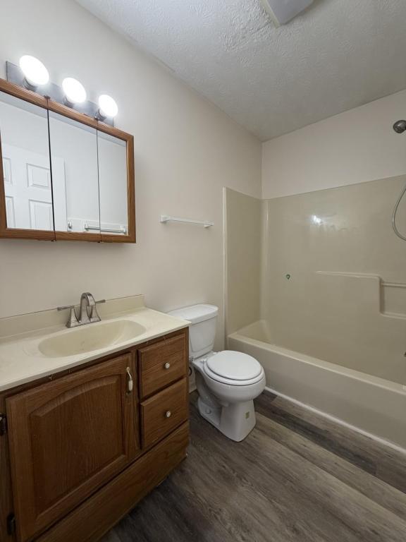 Building Photo - 427 Sara Leigh Dr