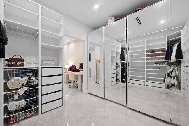 Building Photo - 3634 SW 156th Ct