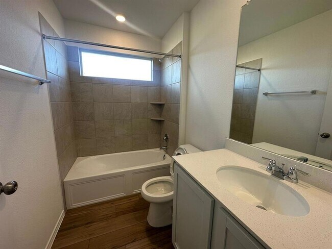 Building Photo - 4116 Home Pl Rd