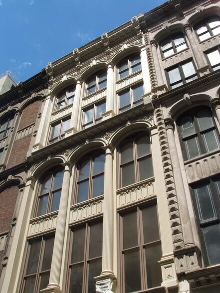 Building Photo - 85 Leonard St