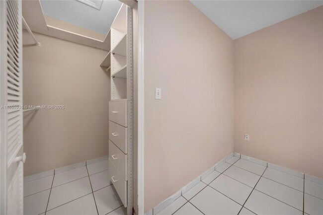 Building Photo - 14208 SW 23rd St
