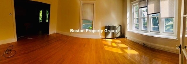Building Photo - 13 Sparhawk St