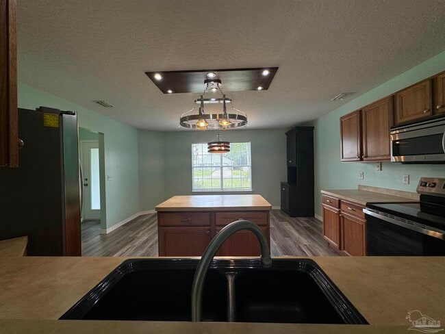 Building Photo - 8281 Segura St