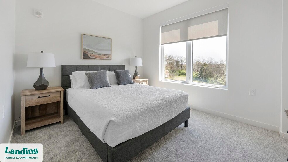 Building Photo - 2708 Old Lebanon Pike