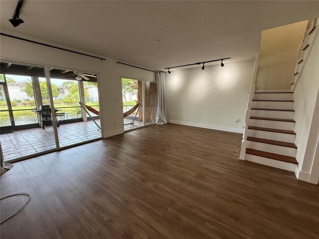 Building Photo - 8522 SW 103rd Ave