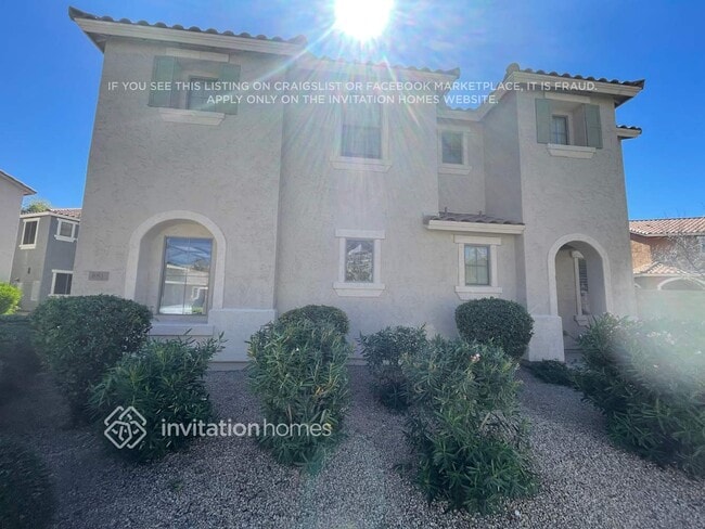 Building Photo - 881 E Stottler Dr