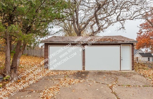 Building Photo - 217 Loomis Ave