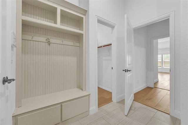 Building Photo - 5500 Pooley Ln