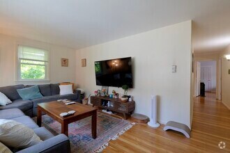Building Photo - 89 Brayton Rd