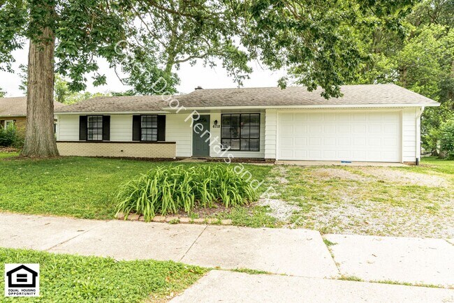 Primary Photo - $200 off first months rent! 4 bedroom home...