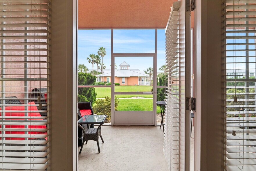 Building Photo - 225 Atlantis Cir