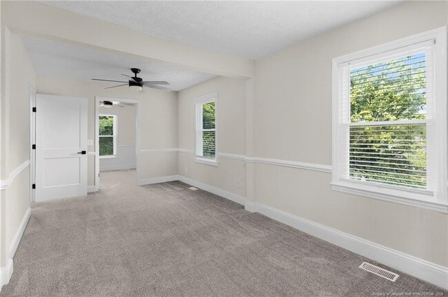 Building Photo - 2219 Westdale Dr