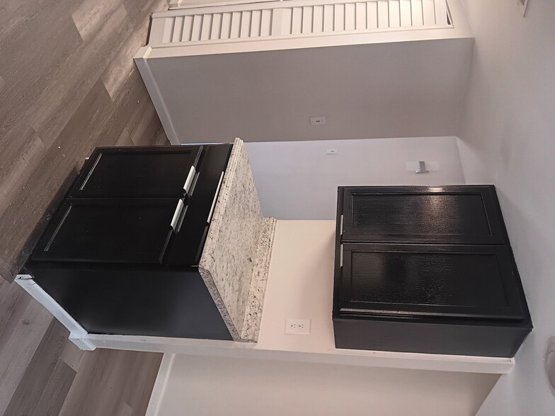 Building Photo - 2541 Myrtle Ave