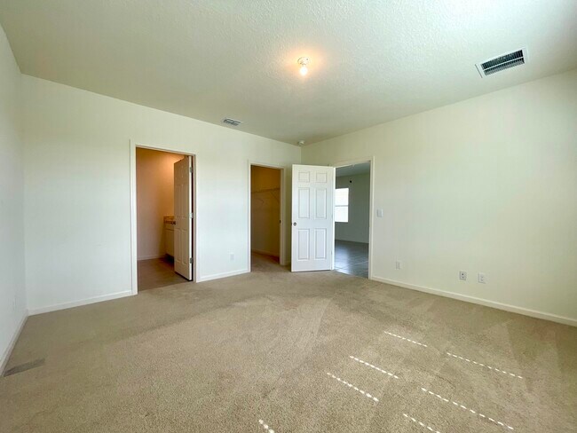 Building Photo - 12440 Rimini Wy