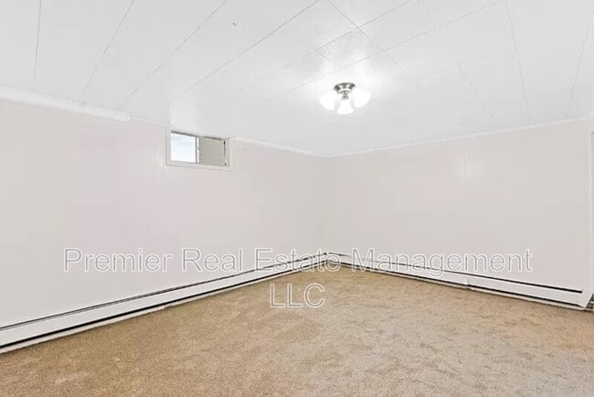 Building Photo - 768 S Krameria St