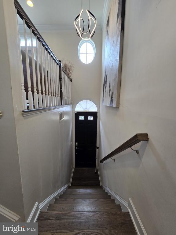 Building Photo - 2842 Golden Gate Ct