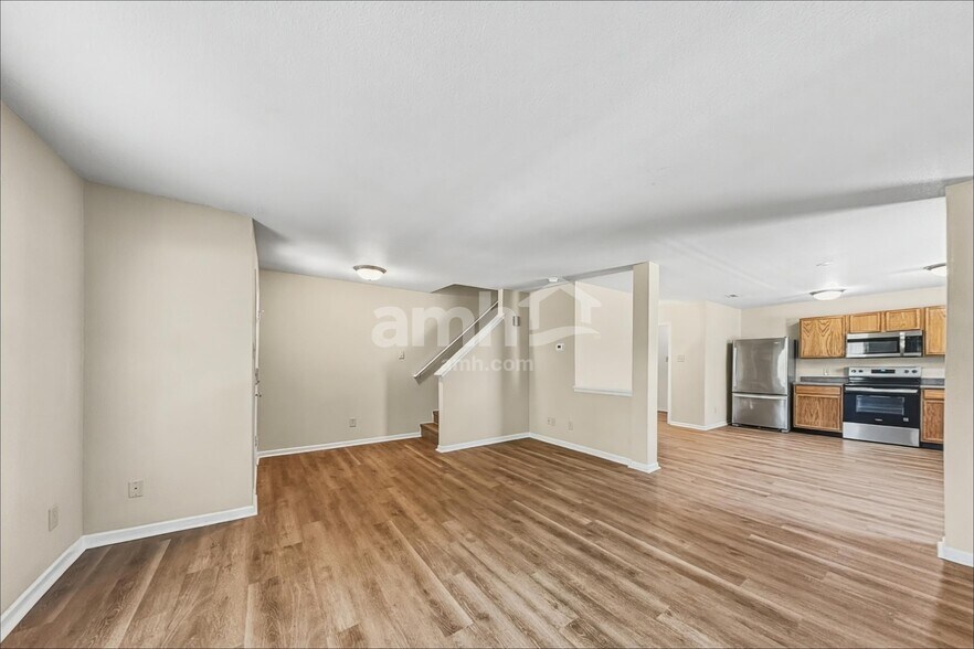 Building Photo - 10175 Cumberland Pointe Blvd