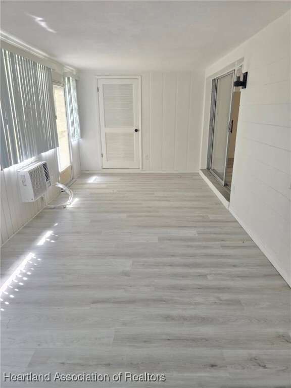 Building Photo - 5025 Granada Blvd