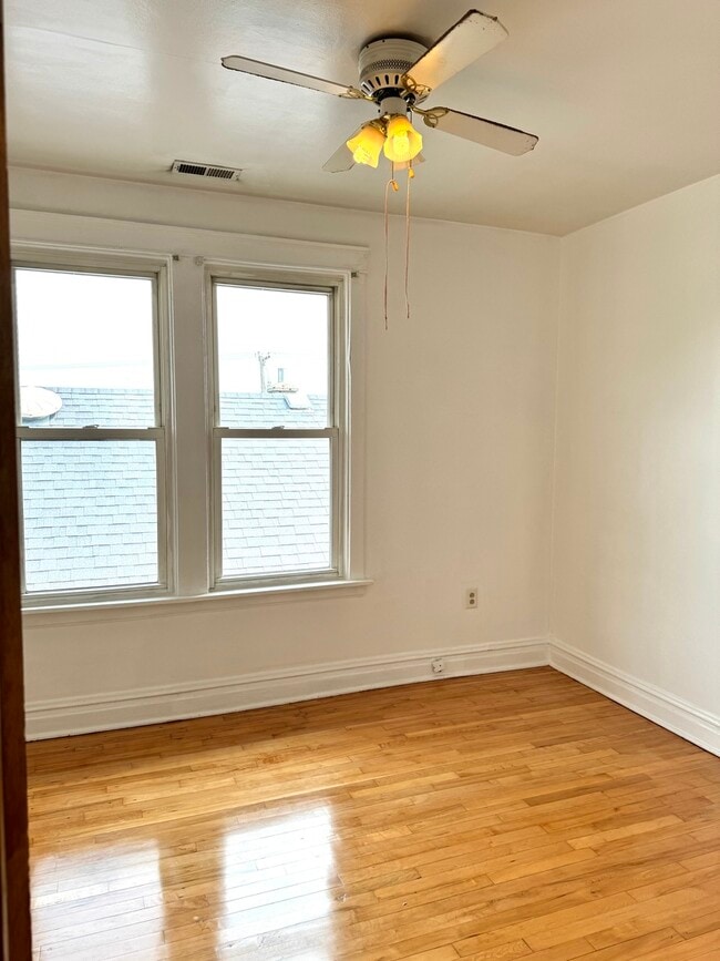 Building Photo - 2327 N 75th Ave