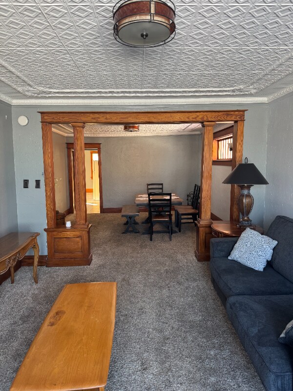 Building Photo - 619 1st St