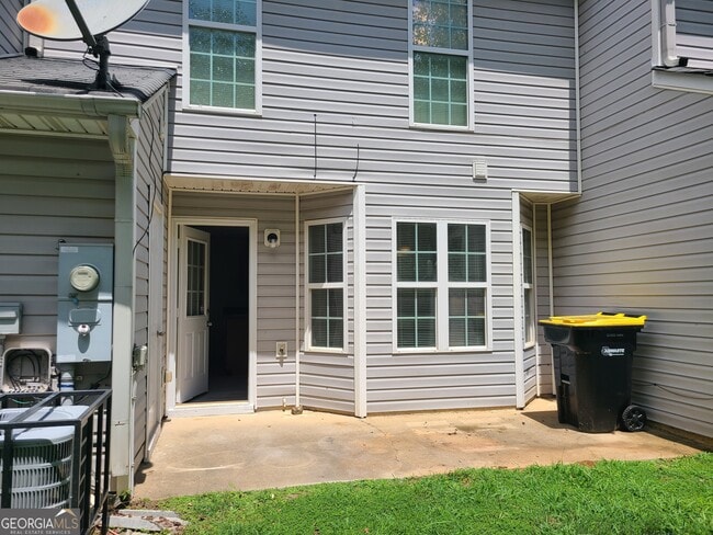 Building Photo - 1831 Grove Way
