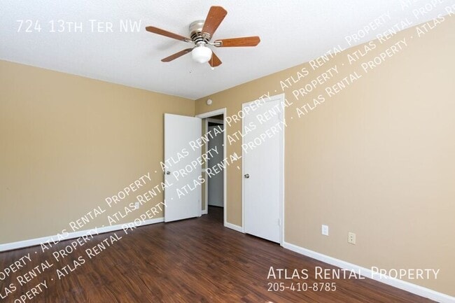 Building Photo - 724 13th Terrace NW