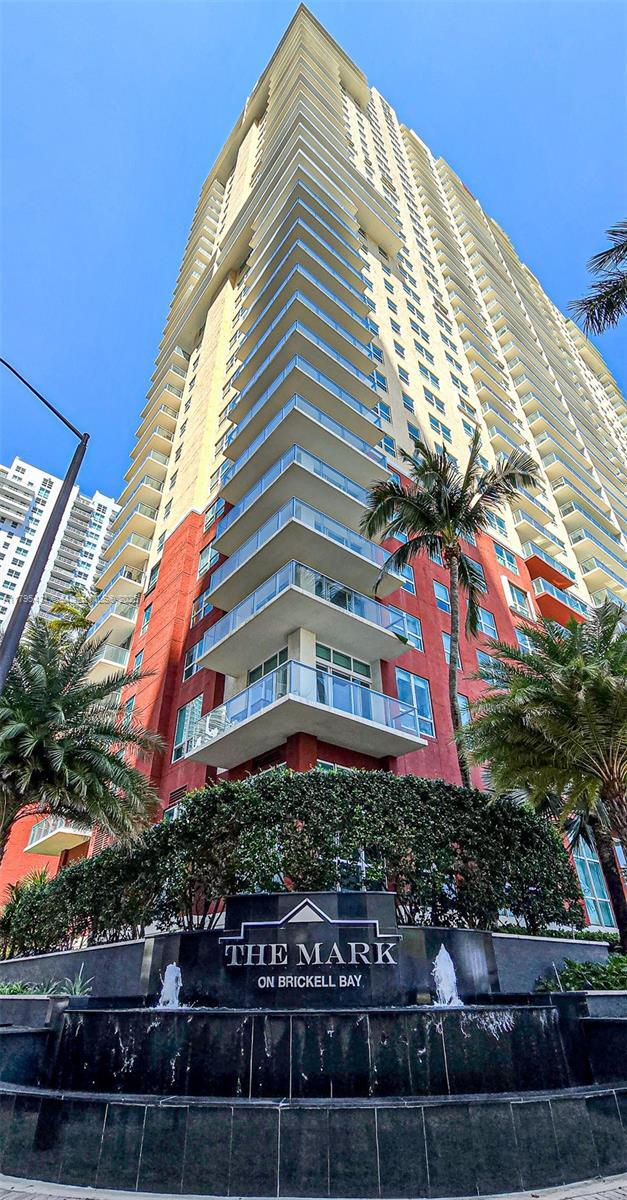 Building Photo - 1155 Brickell Bay Dr