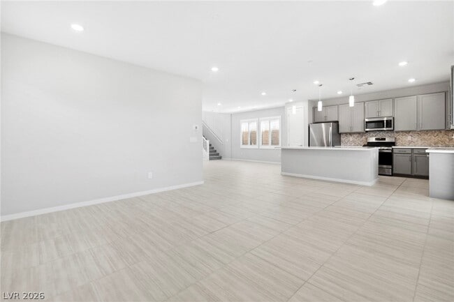 Building Photo - 12089 Arrebol Ave