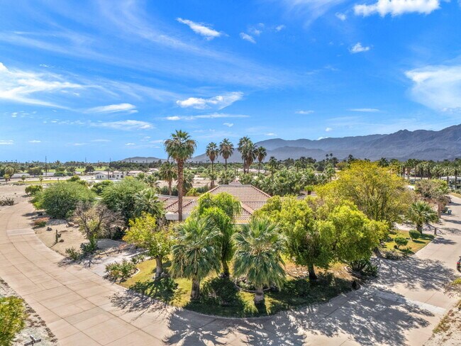 Building Photo - 50180 Vista Montana Rd