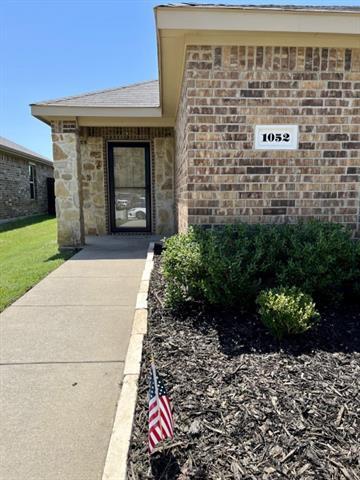 Building Photo - 1052 Decker Dr