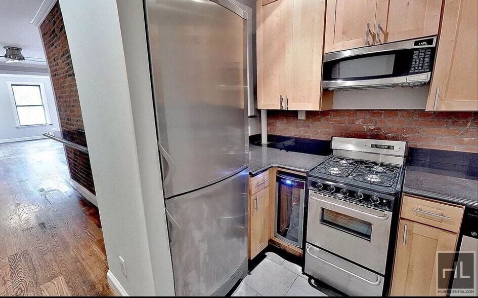Building Photo - PERFECT UPPER EAST SIDE 3 BED 2 BATH - WON...