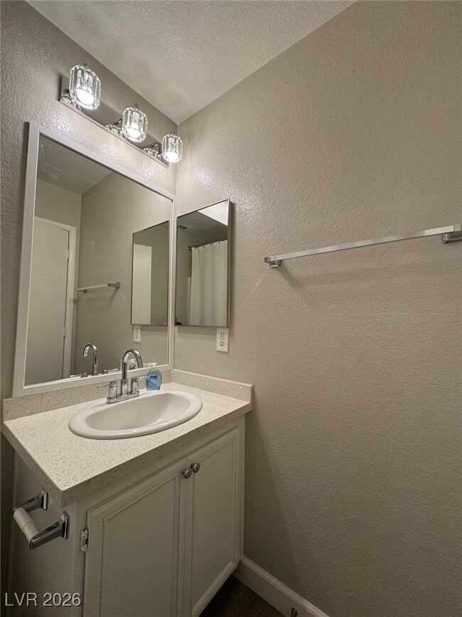 Building Photo - 2050 Towering Pines St