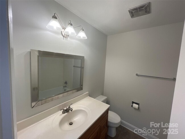Building Photo - 5319 Winterhaven Dr
