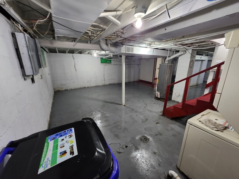 BASEMENT - 8285 Indiana St