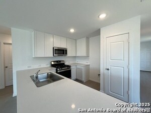 Building Photo - 10040 MATHER Way