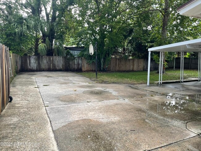 Building Photo - 3528 Jacona Dr