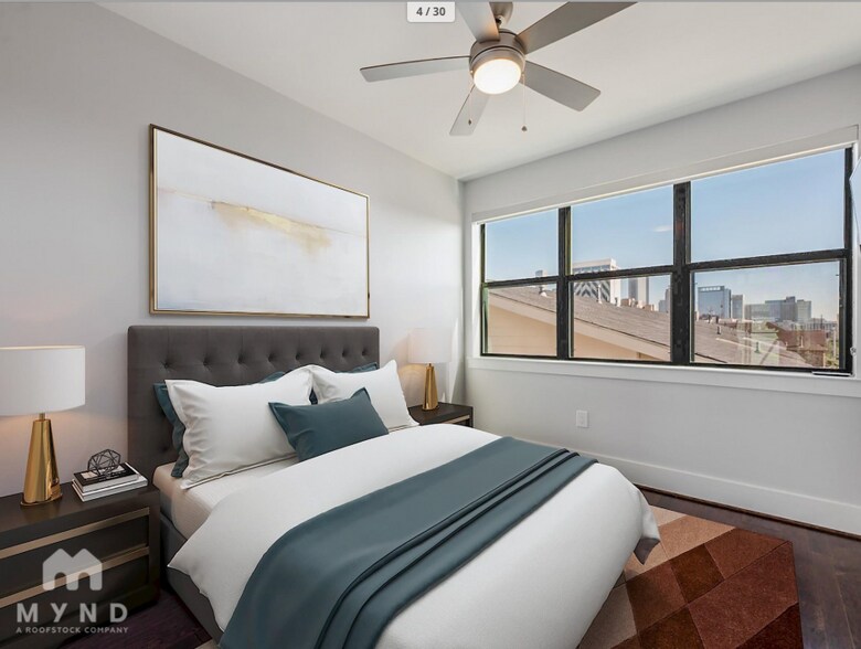 Building Photo - 2401 Crawford St