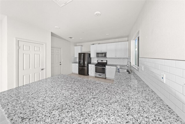 Building Photo - 11640 Eldridge Ave