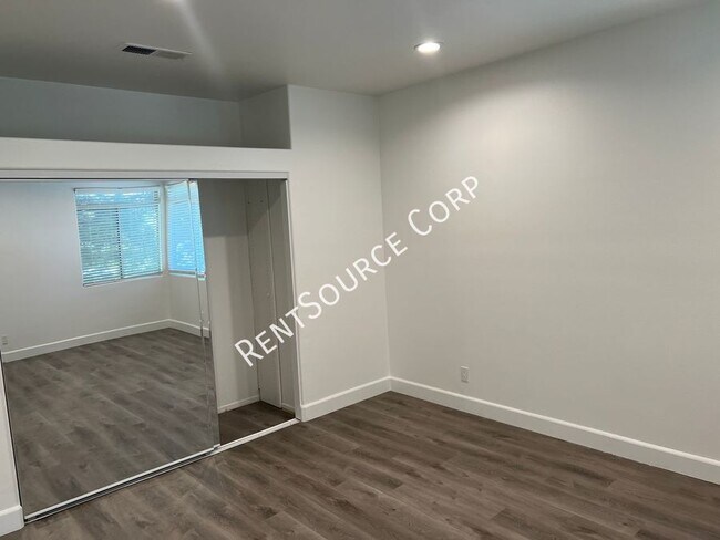 Building Photo - 25939 Stafford Canyon Rd