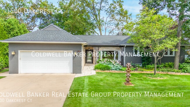 Primary Photo - 1500 Oakcrest Ct