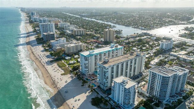 Building Photo - 1010 S Ocean Blvd