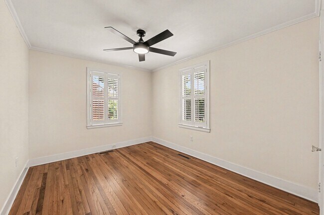Building Photo - 12 Colleton Dr