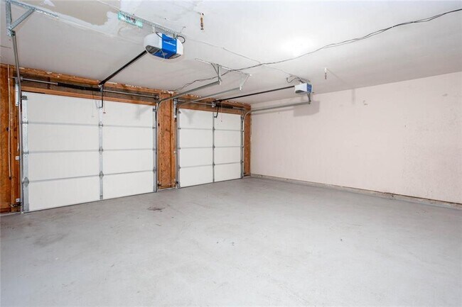 Building Photo - 5414 Sweetsprings Dr SW