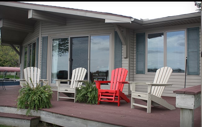 Building Photo - Winter Getaway at Lake Wawasee - 3 Br Ranc...