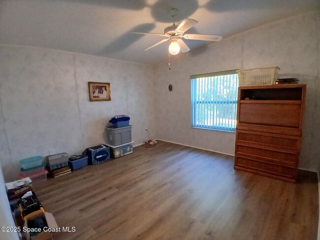 Building Photo - 4619 Goldfinch Ln