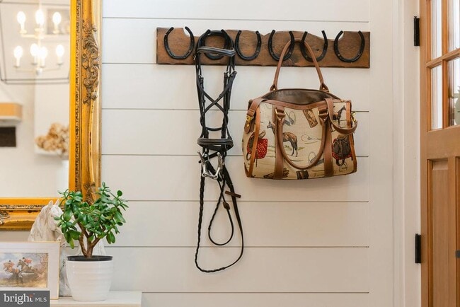 Building Photo - 13230 Falls Rd